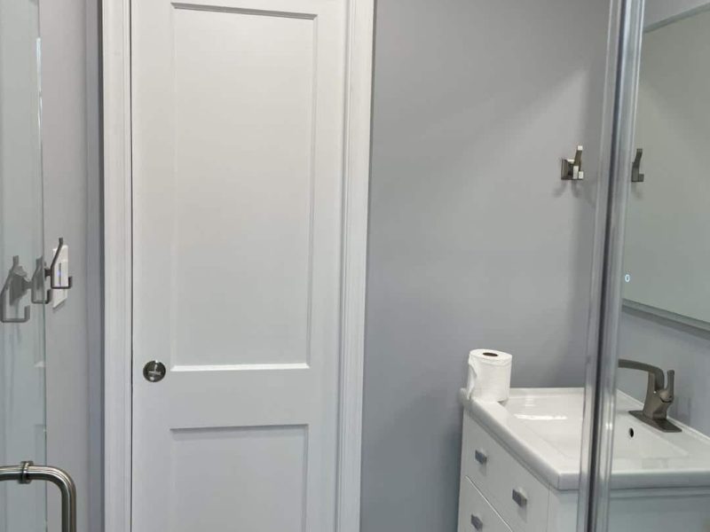 A-Tiny-Walk-in-Shower-in-Del-Ray-Alexandria-2