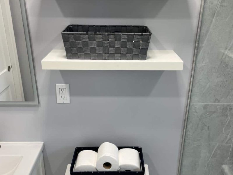 A-Tiny-Walk-in-Shower-in-Del-Ray-Alexandria-3